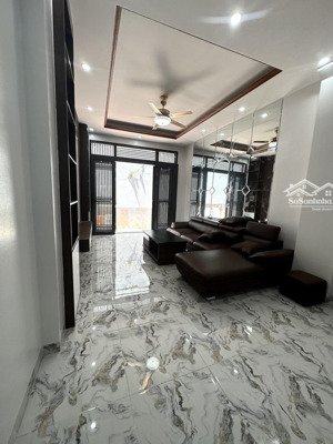 bán nhà riêng tại khương đình, 9 tỷ, 45 m2, 4pn, 4wc, đẹp, nhiều tiện ích