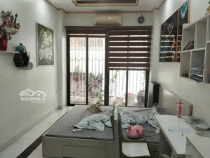 bán nhà trung kính 65m² 4 tầng ô tô phân lô vip giá 16 tỷ+