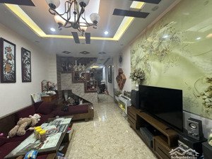 nhà 5 tầng đẹp - 50m2 - oto qua - trâu quỳ - gia lâm