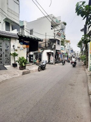 4x27m- 4 tầng- hẻm 7m kinh doanh- hoà bình, đầm sen quận 11