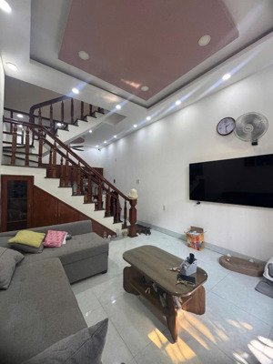 nhà 3 tầng hẻm oto thông 16 chỗ chỉ 4tỷ hơn