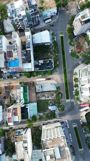 bán lô góc 2 mặt tiền đường 15m, 2 làn diện tích 251m2 cực đẹp sát trục phạm văn đồng