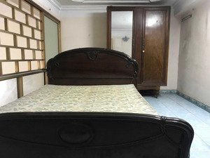 cần cho thuê nhà ở trung tâm thành phố