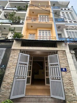 chính chủ cần bán nhà phường 4 quận 8 ngay phạm hùng bốn tầng bốn phòng ngủ vệ sinh giá 7.88 tỷ tl