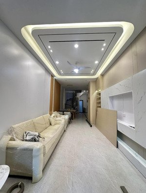 bạch mai - hà nội - 45m2 x 5 tầng - ba gác đỗ cửa - 10m ra đường oto tránh - bãi gửi xe - nhỉnh 8tỷ