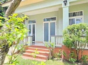 cho thuê vila sân vườn 2pn full nội thất gần ủy ban phú mỹ