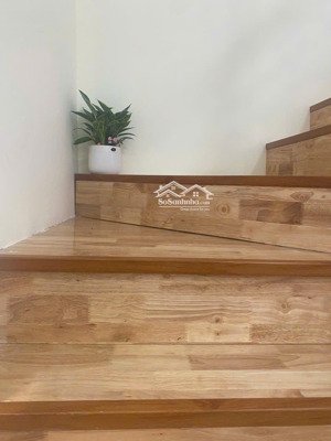 gấp gấp bán nhà mới 100,% ngay trung tâm chợ ngô quyền phường 6 -tp đà lạt