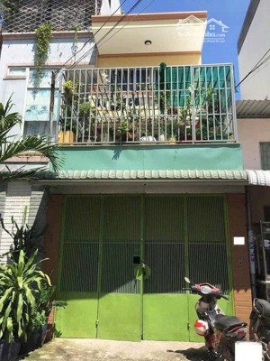 nhà riêng khu dân trí cao, cách nhà ga t3 2 phút xe máy.