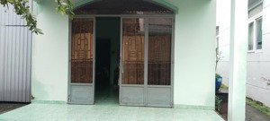 nhà cấp 4 cách go dĩ an 200m 2 mặt thông thoáng, hxh