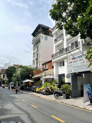 bán nhà mặt tiền thảo điền, 4.2x18m, 3 tầng, 25 tỷ