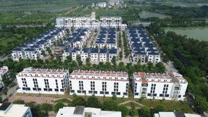 chỉ nhỉnh 9 tỷ sở hữu lô liền kề 100m2 (5x20m) gần hồ điều hòa dự án thanh hà, lh: 