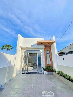 bán nhà ống đẹp 3 pn, 2 mặt tiền đường oto trước sau, sổ riêng, thổ cư 100%