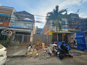 bán lô đất mặt tiền đường bùi hữu nghĩa - sơn trà đà nẵng. - diện tích: 60m2
- mặt tiền: 4m .