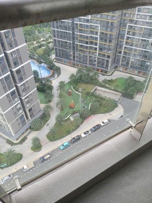 cần bán gấp căn chung cư beverly solari 2pn 2vs 66.5m2 tầng trung 3 tỷ 79