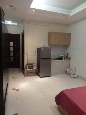 chính chủ có phòng ban công lầu 1, nội thất, giá 6,5tr hoa lan, p2, phú nhuận