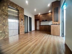 hiếm - nhà mặt ngõ linh quang, đống đa, lô góc, nở hậu 45m2, 6 tầng thang máy