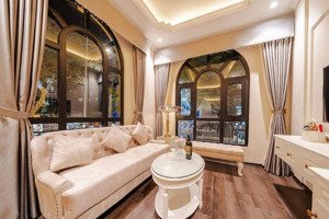 toà khách sạn siêu vip - kinh doanh đỉnh cao - dtsd 320m2 * 9 tầng = 265tỷ