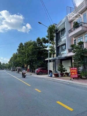 bán nhà mặt tiền dĩ an - khu kinh doanh sầm uất