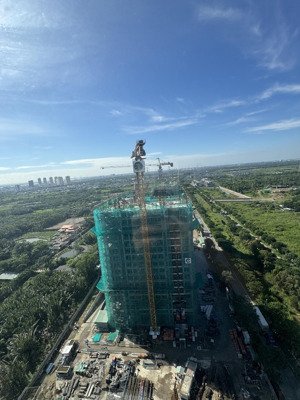 em còn 01 căn essensia sky 81m2 kh gửi bán giá rẻ hơn thị trường chỉ 5.5 tỷ thanh toán chuẩn