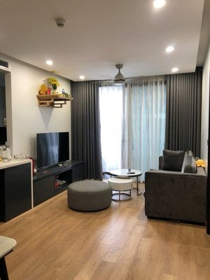 bán ccch 2pn 1wc dự án 6th element, xuân la, tây hồ, hà nội, tầng trung hướng mát, sẵn sổ, slot ôtô