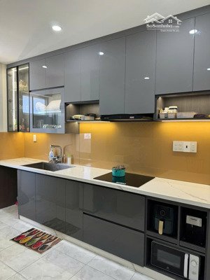 bán căn chung cư đã có sổ 60m2 có nội thất xịn giá chỉ 1ty2