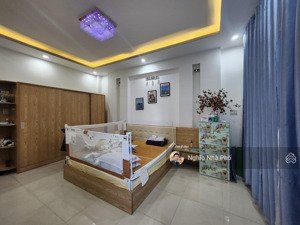 biệt thự cổ điển view biển ngay bãi tắm tân trà 9.5 tỷ tl