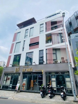 bề ngang 10m cực hiếm - mt ngay nguyễn văn trỗi, pn. (10x21m) - 190m2 - 4 tầng. hđt 180tr - 40 tỷ