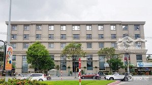 văn phòng cho thuê diện tích đa dạng 162m² - 172m² - 220m² - 470m² - 935m², gần sân bay.