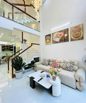 cô nga đi định cư nước ngoài cần bán gấp bán nhanh căn nhà trong 15 ngày nguyễn tri phương p9 q10