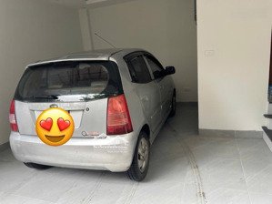 bán nhà thạch bàn gara ô tô , lô góc vài m ra ô tô tránh gần aeon