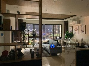 chính chủ bán căn góc vinhomes d''capitale, 12 tỷ, 107m2, 3pn, 2wc, nhà sẵn đồ, sổ đỏ. lh 