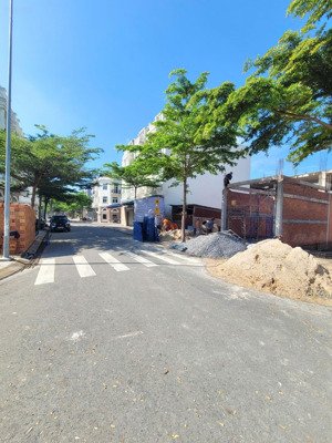 bán đất kdc icon central p.tân đông hiệp, tp.dĩ an chợ thông dụng giá 3ty