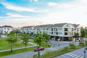 bán gấp shophouse sh3 centa riverside. giá chỉ 6.7 tỷ, sẵn ở ngay