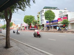 bán nhà mặt phố tại lê trọng tấn, 55,5 tỷ, 196,7m2 đẹp, nhiều tiện ích giá ưu đãi