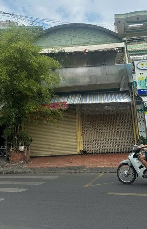 bán nhà mặt tiền đường khuông việt, tân phú, cấp 4, 7m x 24m, giá 19,9 tỷ