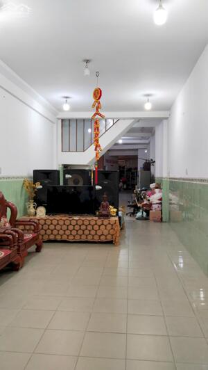 Bán nhà 2 tầng, 82 m2, 7.2 tỷ, gần cv, trục chính Trần Nhân Tông, TT. Vĩnh Điện, Điện Bàn