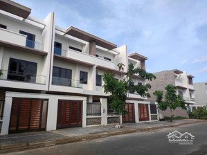 giỏ hàng mới nhất bà rịa city gate, bán lô đất 120m2 giá 1.550 tỷ, lh phạm yến