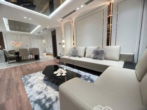 bán căn góc 3pn + 1 view thoáng và có ban công hết các phòng - full nội thất - thiện chí