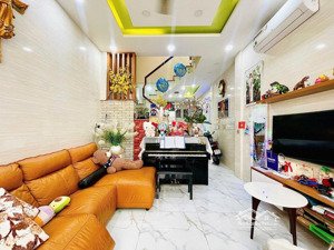 sổ hồng riêng pháp lý sạch bán căn nguyễn văn nguyên q1 đang cho thuê 25 triệu/ tháng cơ hội