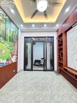 Bán nhà riêng 4 tầng, 40m2, 8,7 tỷ Khương Trung, Thanh Xuân, Hà Nội