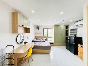 khai trương dự án phòng trọ full nội thất 2 cửa sổ có ban công gần đại học văn lang