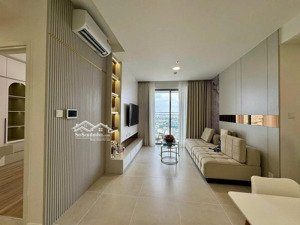 urban green cho thuê căn hộ 2pn, tầng cao, nội thất đẹp. giá thuê 18 triệu/tháng còn thương lượng.