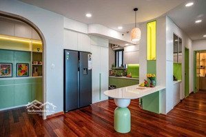 cần bán căn hộ đẹp- giá rẻ- lầu cao- tại cc riviera point liền kề pmh-q7