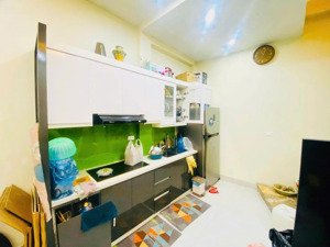 chỉ 6.36tỷ 30m2-trần khát chân nhà đẹp ở ngay full nội thất 30m x 4t