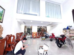 bán biệt thự 4 tầng sang trọng, ngay lê văn văn việt, ngang 10m bề thế, kinh doanh đa ngành nghề