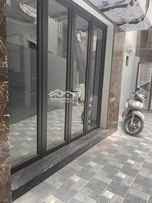 siêu phẩm! tôn đức thắng, ngõ nông, gần phố, gần ô tô, trung tâm đống đa, hiếm nhà bán!