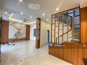 quá hiếm quận tây hồ!!! bán nhà xây mới lạc long quân 65m2x5t cực đẹp 3 mặt thoáng