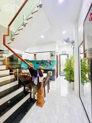 vài bước chân ra chợ bến thành bán căn bùi thị xuân giá 6tỷ6 tl bớt lộc cơ hội vàng trung tâm quận1