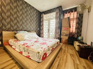 định cư thủy sĩ bán căn trần hưng đạo quận 1 giá chưa tới 7tỷ2 qua tốt 2 tuần đầu tiên kv sầm uất