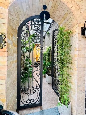 bán nhà khương đình p hạ đình thanh xuân-45m2 5 tầng nội thất đầu tư tiền tỉ, đẳng cấp giá 8.xx tỷ